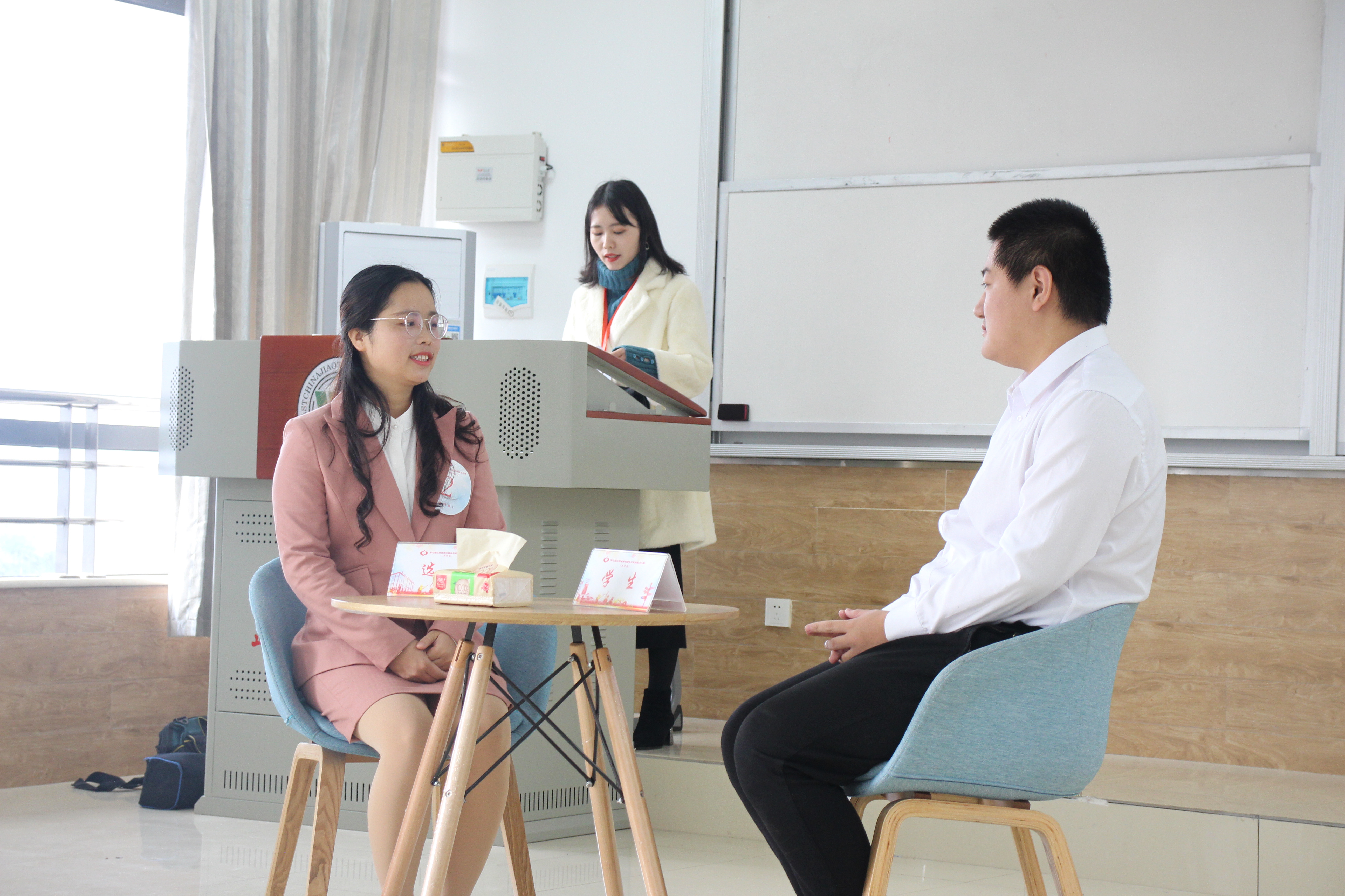 宜春学院辅导员在第七届江西省高校辅导员素质能力大赛中喜获佳绩